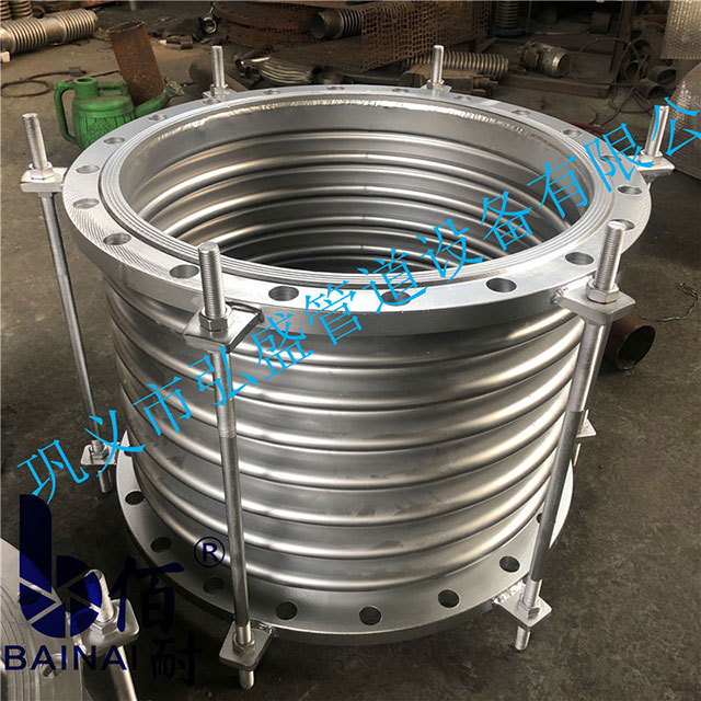 補償器的性能(néng)主要取決於不鏽鋼波紋元素含量