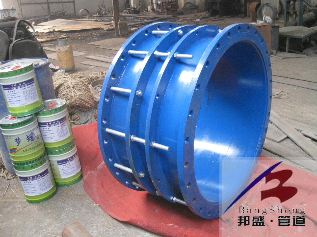 套管伸縮（suō）器